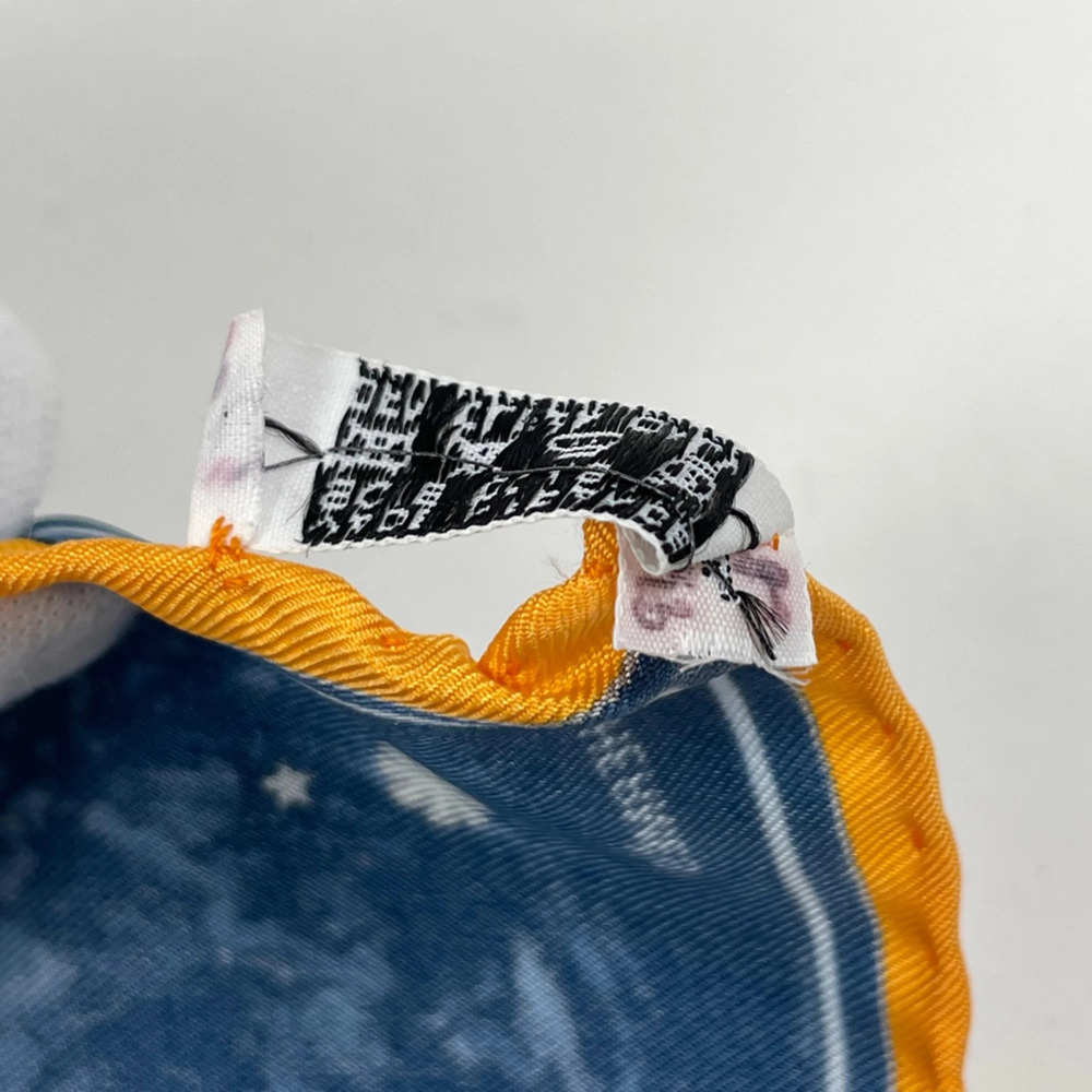 HERMES Blue Silk Scarf - Picture 3 of 4